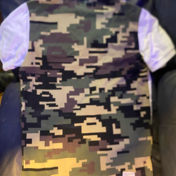 Chocolate by “A Bathing Ape “. - Picture 2 of 6